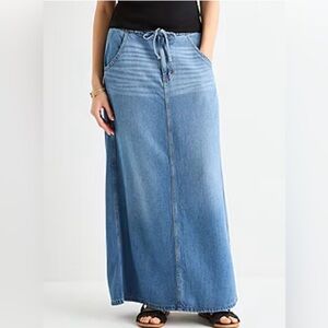 a.n.a Classic Denim Maxi Skirt